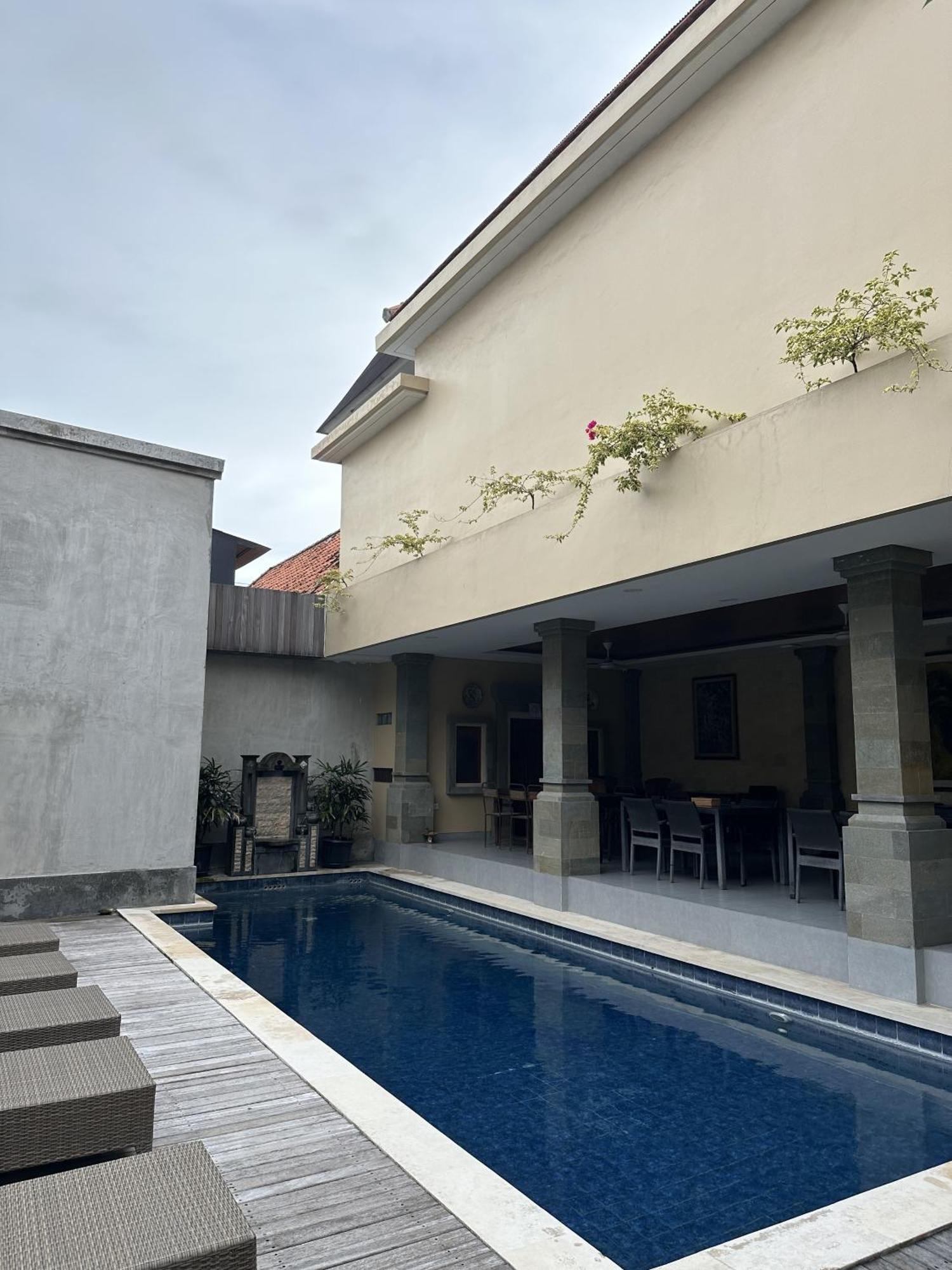 Villa Bunga Hotel Seminyak  Exterior photo